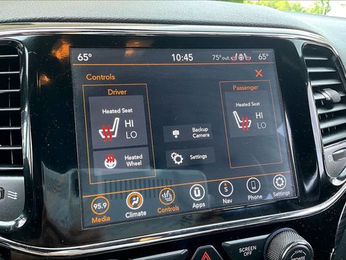 Used 2020 Jeep Grand Cherokee Altitude AWD/4WD image 35