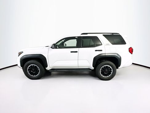 Used 2025 Toyota 4Runner TRD Off-Road image 4