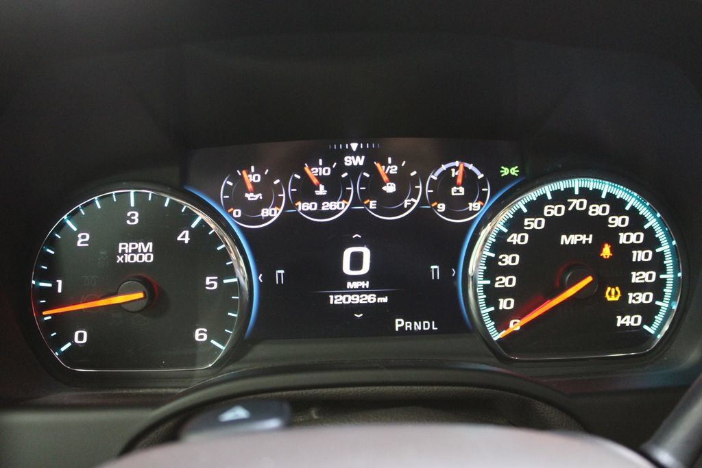 Used 2017 GMC Yukon Denali w/ Open Road Package AWD/4WD image 24
