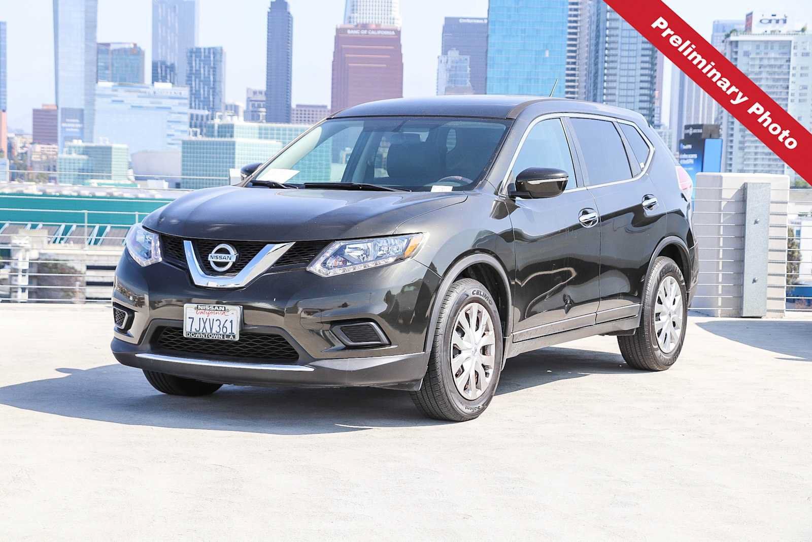 Used 2015 Nissan Rogue S w/ S Family Package FWD image 1