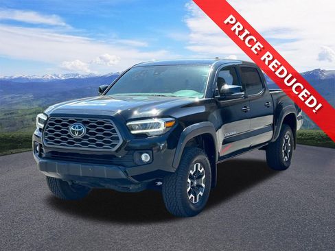 Used 2023 Toyota Tacoma TRD Off-Road w/ Technology Package AWD/4WD image 1