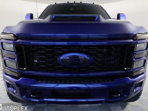 Used 2026 Ford F450 Platinum w/ FX4 Off-Road Package image 2