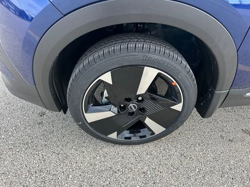 New 2026 Nissan Kicks SR w/ Illumination Package image 37