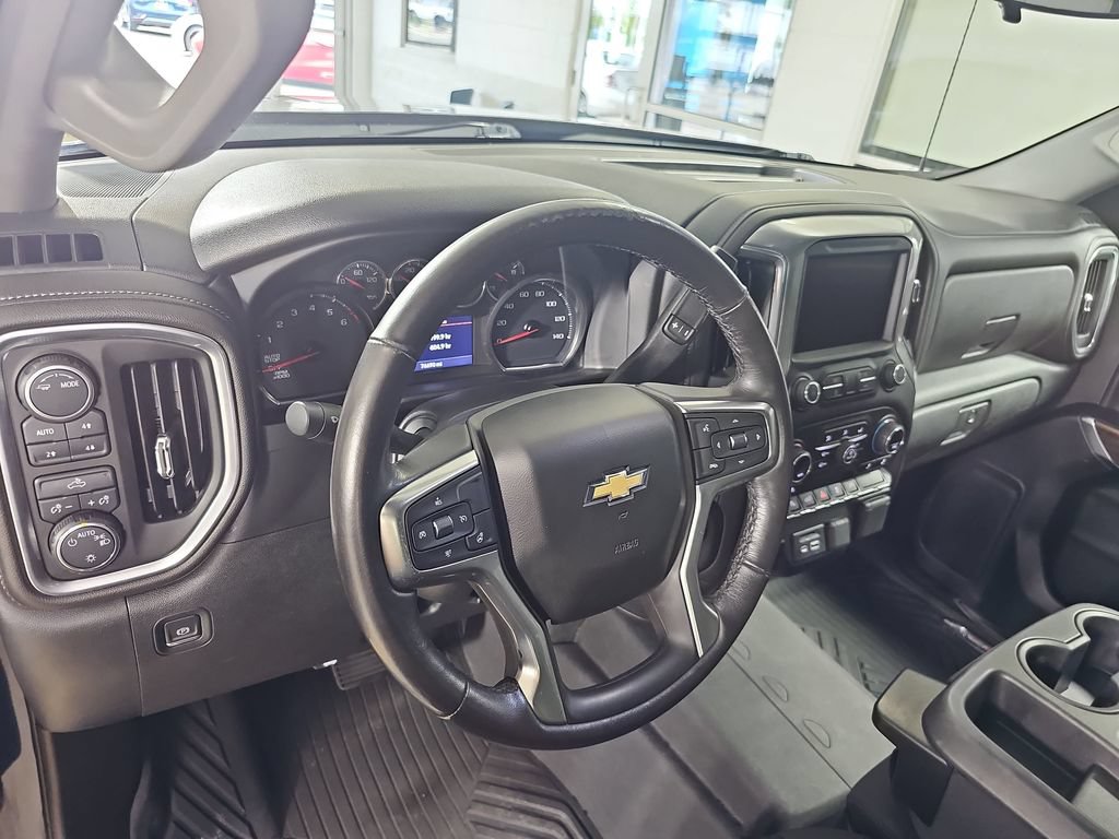 Certified 2020 Chevrolet Silverado 1500 LT w/ All-Star Edition AWD/4WD image 19