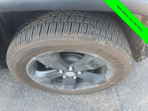 Used 2014 Jeep Grand Cherokee Limited RWD image 11