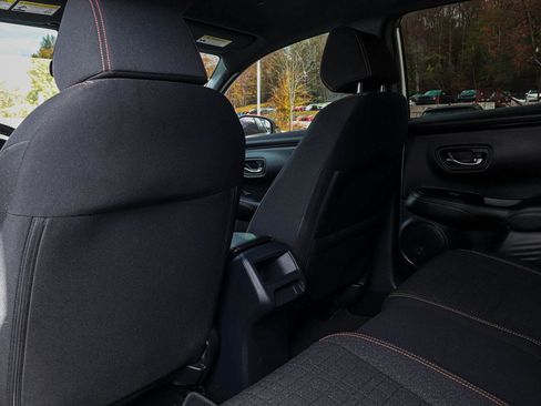 Used 2025 Honda HR-V Sport image 27