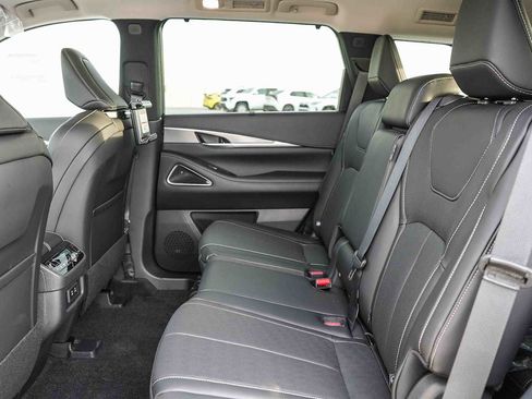 New 2026 INFINITI QX60 Luxe image 20