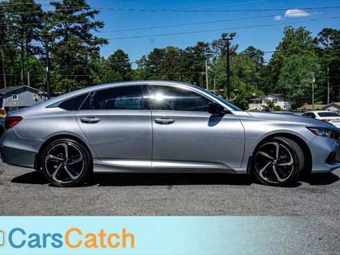 Used 2022 Honda Accord Sport image 2
