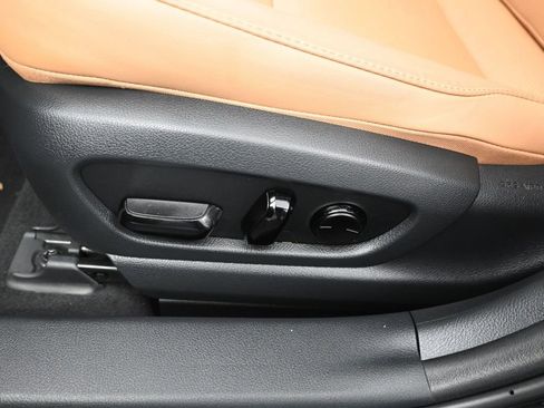Used 2025 Lexus UX 300h AWD w/ Cold Area Package image 28