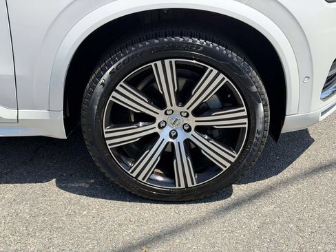 Used 2025 Volvo XC90 B5 Plus w/ Protection Package Premier AWD/4WD image 25