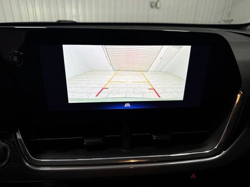 Used 2025 Chevrolet Trax ACTIV w/ Driver Confidence Package image 15