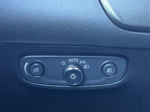 Certified 2022 Buick Encore GX Preferred w/ Cold Weather Comfort Package image 24