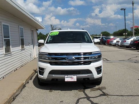 Used 2022 Ford Expedition Max Limited image 5