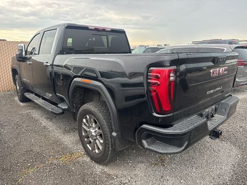 Used 2024 GMC Sierra 2500 Denali w/ Denali Reserve Package AWD/4WD image 7