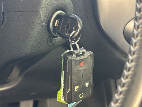 Used 2022 Chevrolet Colorado LT w/ LT Convenience Package image 27