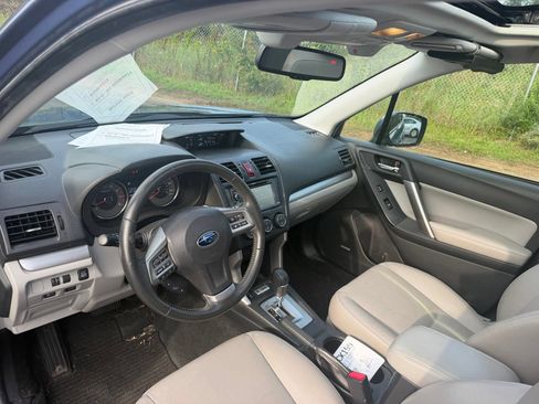 Used 2015 Subaru Forester 2.5i Limited AWD/4WD image 11