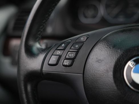 Used 2004 BMW 330Ci Convertible image 22