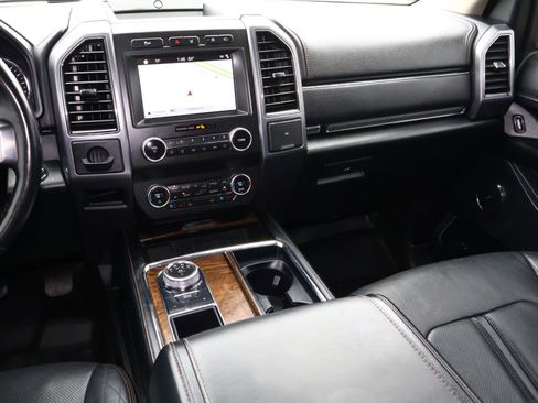 Used 2019 Ford Expedition Max Platinum image 13