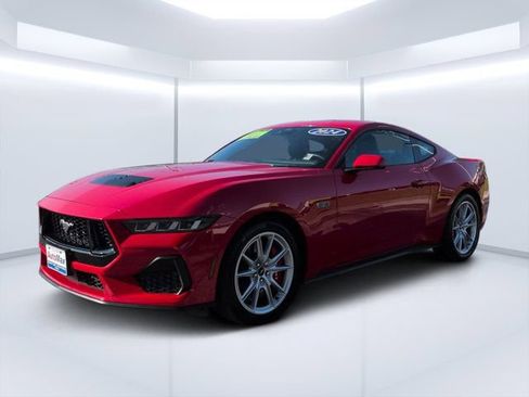 Used 2024 Ford Mustang GT Premium RWD image 7