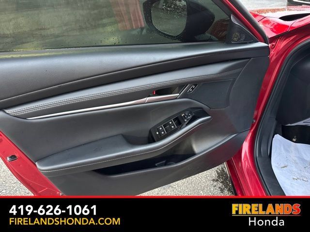 Used 2025 MAZDA MAZDA3 s FWD image 11
