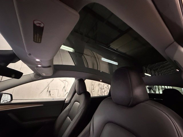 Used 2023 Tesla Model Y Long Range AWD/4WD image 24