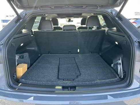 New 2026 Volkswagen Atlas Cross Sport SEL Premium R-Line AWD/4WD image 27