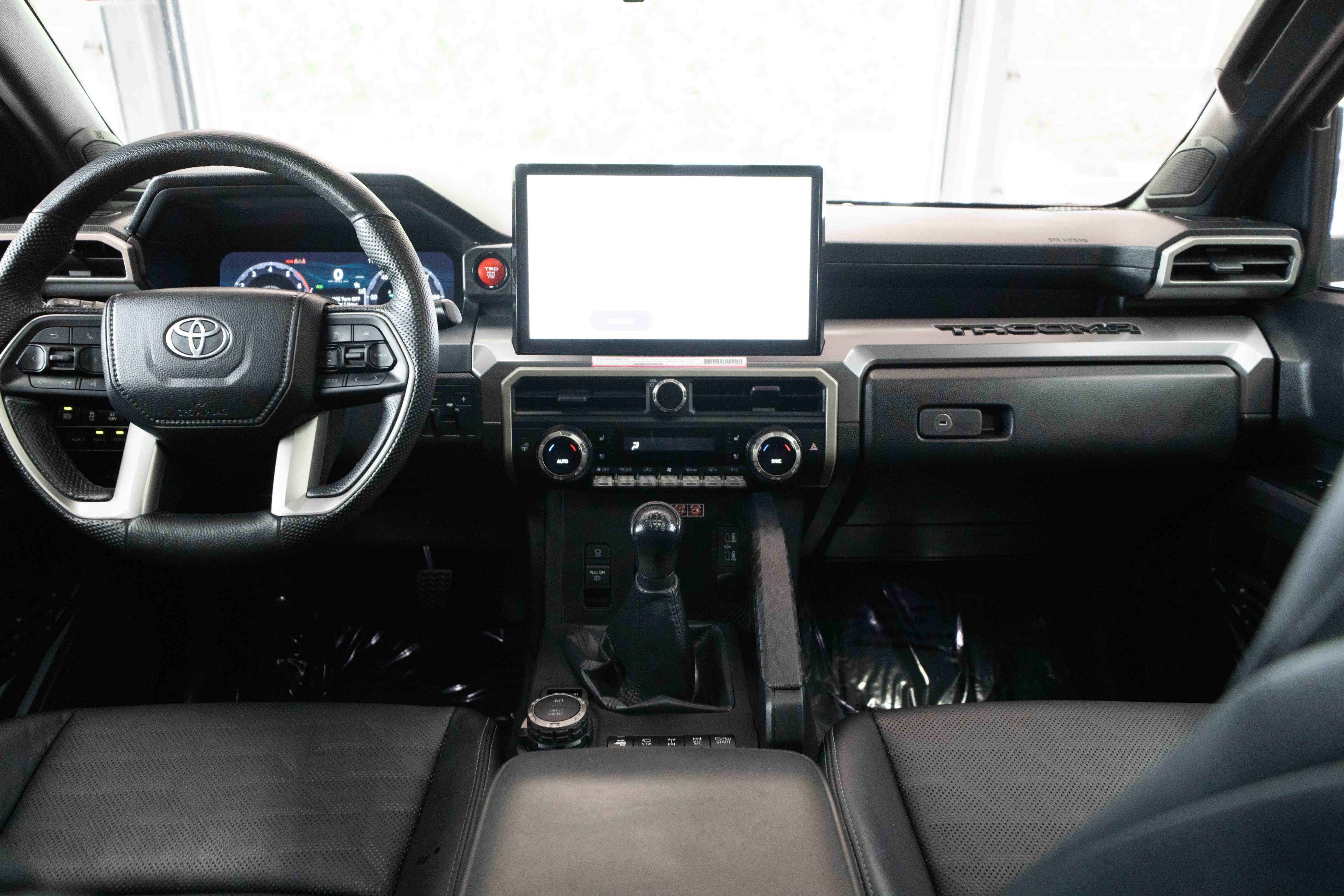 Used 2024 Toyota Tacoma TRD Off-Road w/ TRD Off Road Premium Package AWD/4WD image 20
