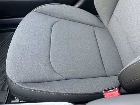 New 2025 Kia K4 LXS image 35