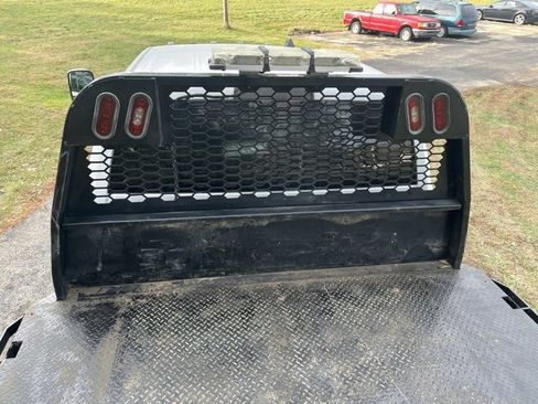 Used 2019 RAM 3500 Tradesman w/ Chrome Appearance Group image 9