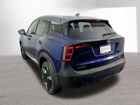 New 2025 Nissan Kicks SR image 30