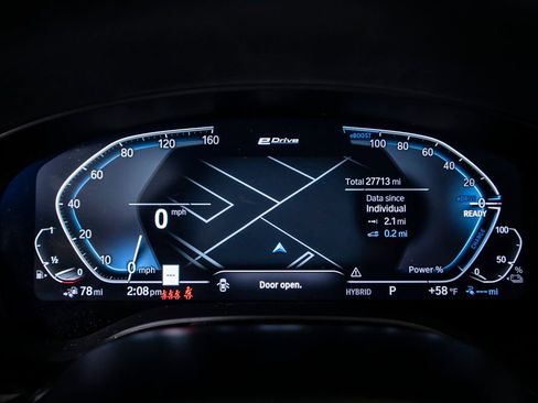 Used 2023 BMW 530e w/ Executive Package image 20