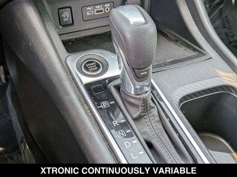 Used 2024 Nissan Sentra SV FWD image 20