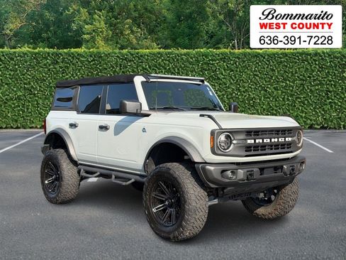 Used 2023 Ford Bronco Black Diamond AWD/4WD image 1