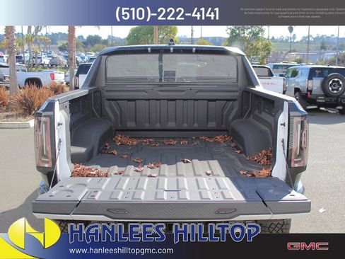 New 2024 GMC Hummer EV 2X w/ Extreme Off-Road Package AWD/4WD image 6