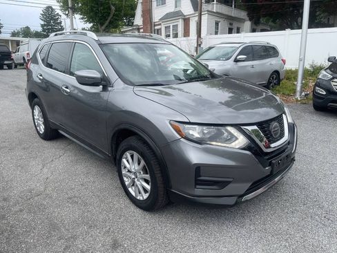 Used 2018 Nissan Rogue SV AWD/4WD image 4