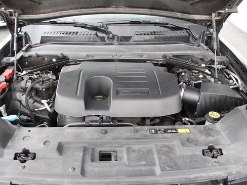 Used 2020 Land Rover Defender 110 X AWD/4WD image 40