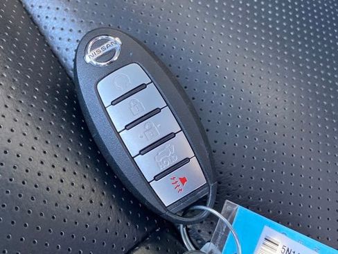 Used 2020 Nissan Murano SL image 25