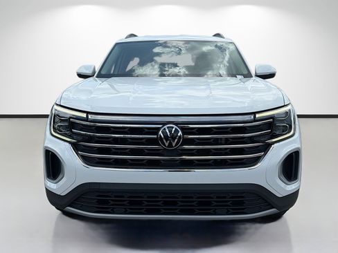 Used 2024 Volkswagen Atlas SE FWD image 8