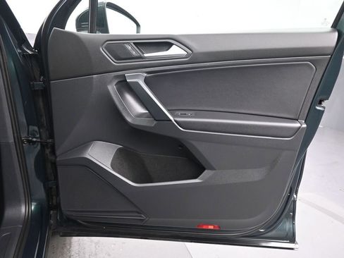 Used 2019 Volkswagen Tiguan SEL image 46