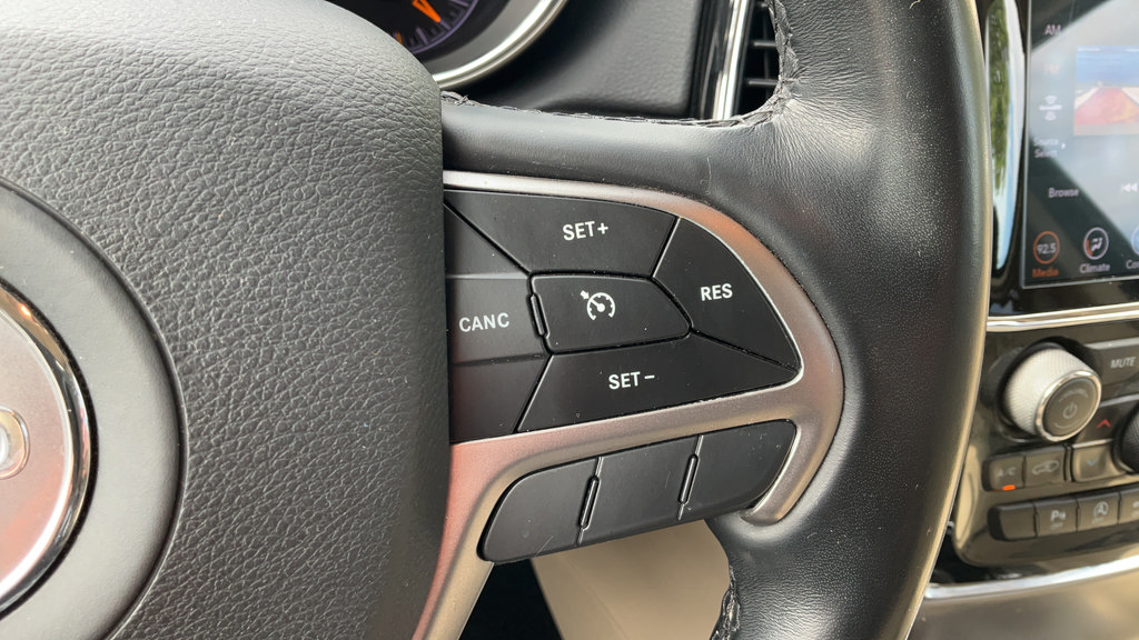 Used 2020 Jeep Grand Cherokee Limited w/ Trailer Tow Group IV AWD/4WD image 35
