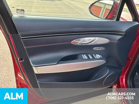 Used 2023 Genesis GV70 2.5T w/ Sport Prestige Package image 12