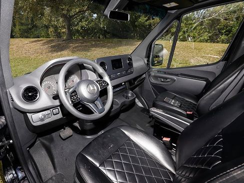 Used 2019 Mercedes-Benz Sprinter 170 image 16