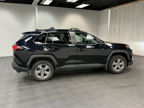 Used 2022 Toyota RAV4 XLE w/ Convenience Package AWD/4WD image 6