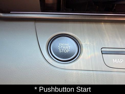 Certified 2025 Hyundai Elantra Limited FWD image 23