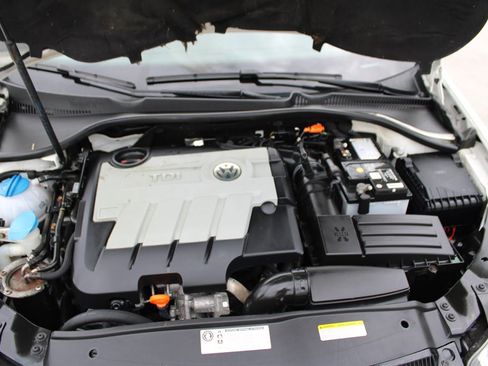 Used 2013 Volkswagen Jetta TDI image 31