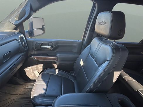 Used 2023 Chevrolet Silverado 3500 High Country w/ Z71 Off-Road Package image 25