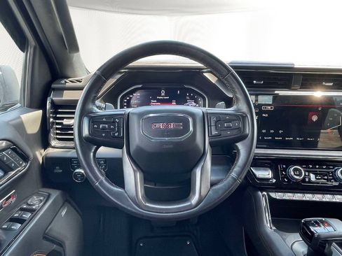 Used 2022 GMC Sierra 1500 AT4 w/ AT4 Premium Package AWD/4WD image 14