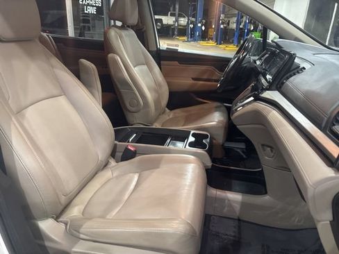 Used 2019 Honda Odyssey EX-L image 30