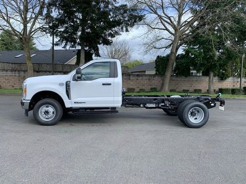 New 2026 Ford F350 XL AWD/4WD image 2