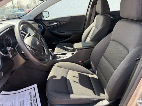 Used 2024 Chevrolet Malibu LT FWD image 12